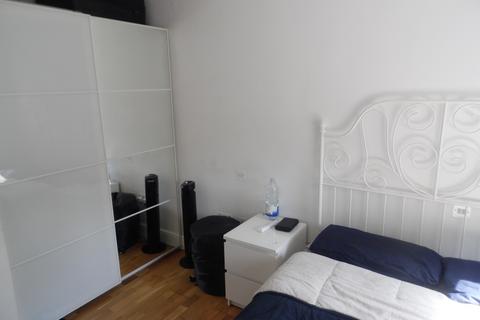 33a Ravensbourne Road, Bromley, BR1 1HN