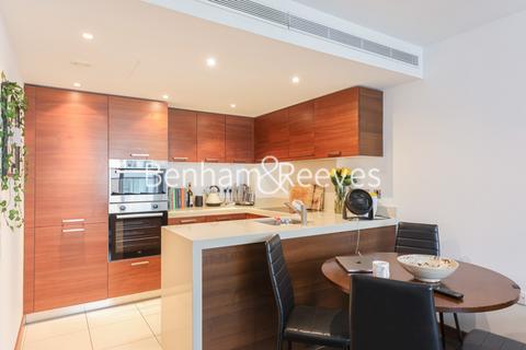 2 bedroom apartment to rent, Queenstown Road, Nine Elms SW11