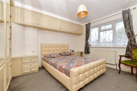 3 bedroom semi-detached house for sale, Stonecot Hill, Sutton, Surrey