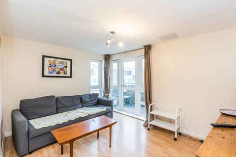 1119L Brunswick Road, Edinburgh, EH7 5GY