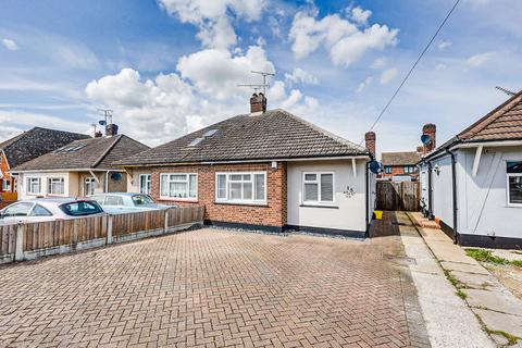 15 Bradley Close, Benfleet, SS7 3AQ
