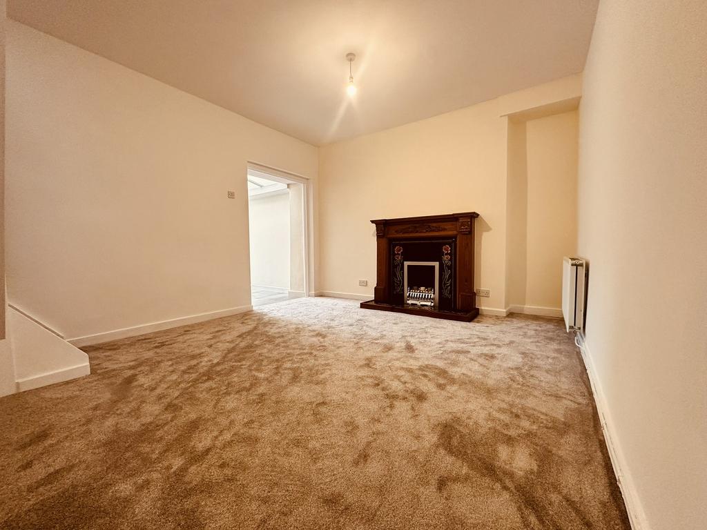 Prospect Place, Treorchy, Rhondda... 2 bed terraced house £139,995
