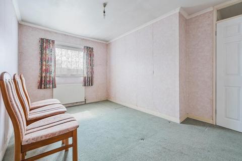 25 Hexham Road, Reading, RG2 7UQ