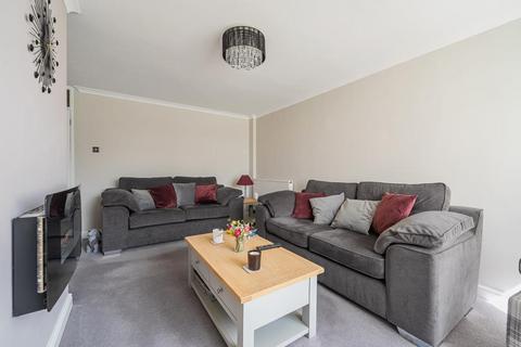 25 Hexham Road, Reading, RG2 7UQ