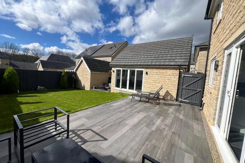 11 Mill Square, Horsforth, Leeds, LS18 4GJ