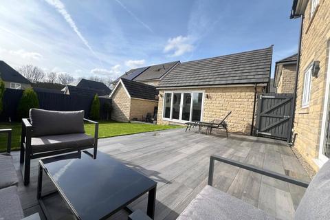 11 Mill Square, Horsforth, Leeds, LS18 4GJ