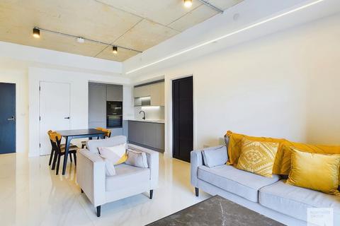 2 bedroom apartment to rent, Apt 3.06 :: One Silk Street