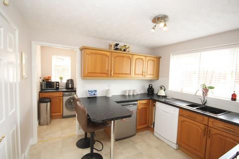 4 bedroom detached house for sale, Tensing Close, Great Sankey, WA5