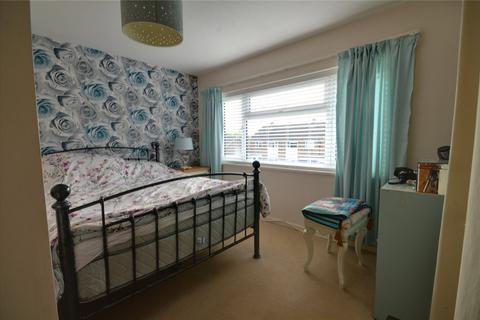 37 Oaklands, South Godstone, Godstone, RH9 8HX