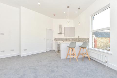 2 bedroom apartment for sale, Trinity Road, Ventnor, Isle of Wight