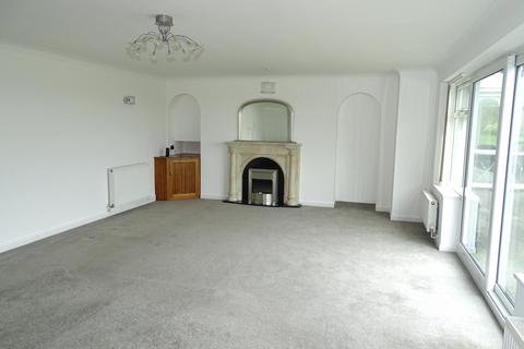 undefined, Garnedd wen, Star, Gaerwen, Gwynedd