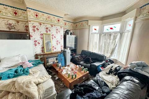5 bedroom terraced house for sale, Horton Grange Road, Bradford, West Yorkshire, BD7 2DP