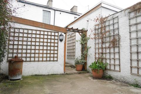 2 bedroom terraced house to rent, Sun Street, Ulverston LA12