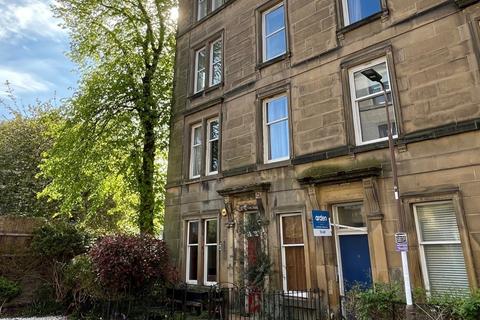 3 bedroom flat to rent, Steels Place, Edinburgh EH10