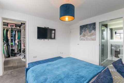 89 Buddle Lane, Exeter, EX4 1JP