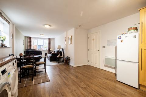 2 bedroom apartment for sale, Cartmell Court South Promenade, Lytham St Annes, FY8