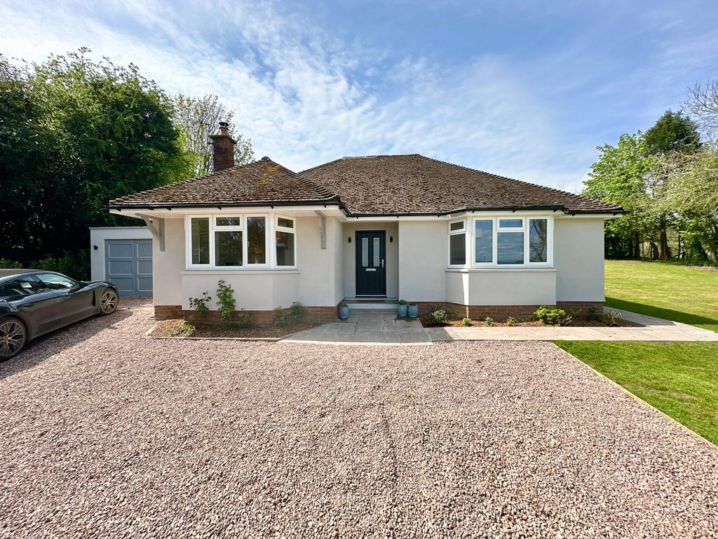 Burghill, Hereford, HR4 3 bed detached bungalow £450,000