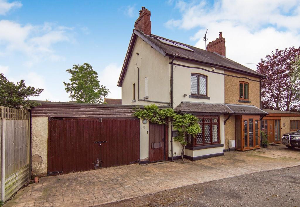 Smorrall Lane, Bedworth CV12 2 bed semidetached house for sale £240,000