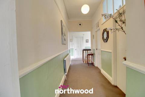 6 bedroom character property for sale, Shadyside, Doncaster DN4