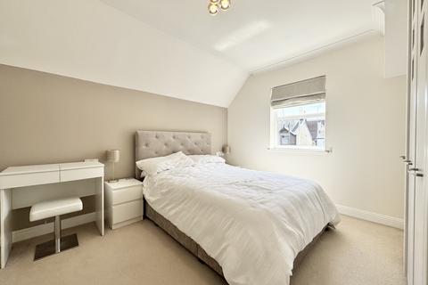 2 bedroom flat for sale, Elliman Court, Gowers Yard, Tring HP23