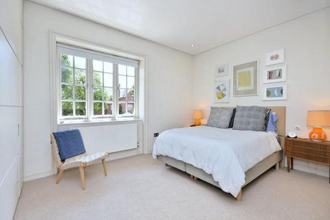 3 bedroom flat to rent, Elsworthy Road, London, Belsize Park, NW3