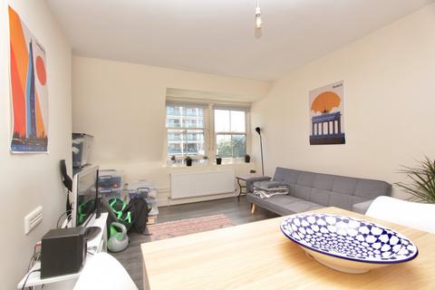 2 bedroom flat to rent, Kingsland Road, Dalston E8