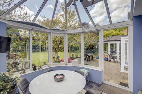 Oaklands Warren Road, Kingston Upon Thames, KT2 7HN