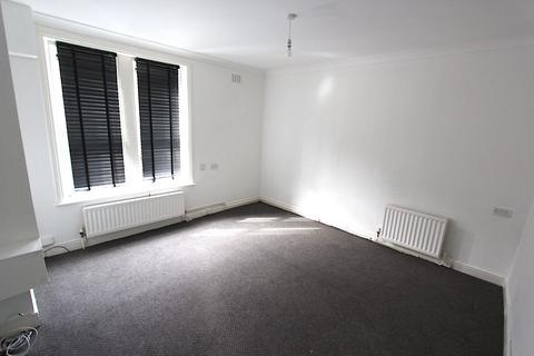 1 bedroom flat to rent, Percy Street, Wallsend.  NE28 7SF
