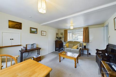 2 bedroom ground floor flat for sale, Norwich Road, Watton, Thetford, Norfolk, IP25 6DH