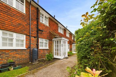 2 bedroom flat for sale, St Marys Close, Shoreham by Sea