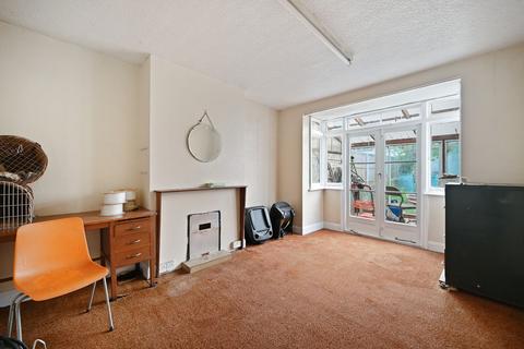 103 Matlock Crescent, Cheam, Sutton, SM3 9SY