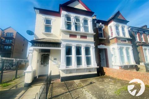 2 bedroom flat for sale, Davenport Road, Catford, London, SE6