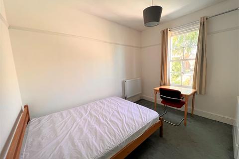 4 bedroom semi-detached house to rent, City Centre, Bristol BS2