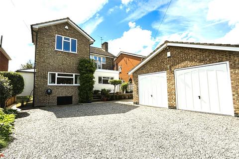 34 Hythe End Road, Wraysbury, Staines-upon-thames, TW19 5AR