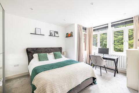 1 bedroom flat for sale, Welcomes Road, Kenley, CR8