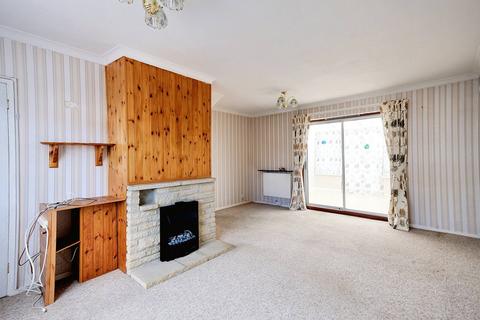 3 bedroom terraced house for sale, Rothbury Road, Chelmsford CM1
