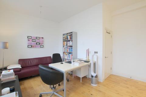 1 bedroom flat to rent, Lavender Hill, London SW11