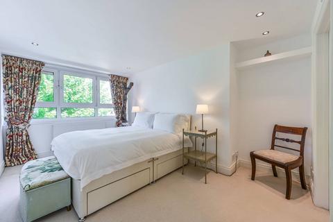 2 bedroom flat for sale, Bullen Street, Battersea Square, London, SW11