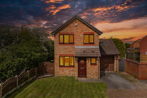 3 bedroom detached house for sale, Oakley Avenue, Rayleigh, SS6