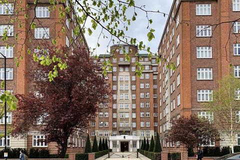 2 bedroom apartment to rent, London NW8