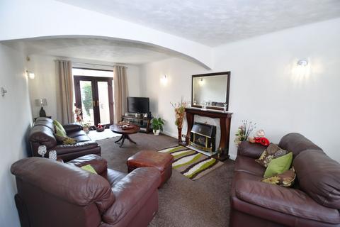 3 bedroom detached house for sale, Newlands Avenue, Eccles, M30