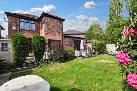 3 bedroom detached house for sale, Newlands Avenue, Eccles, M30