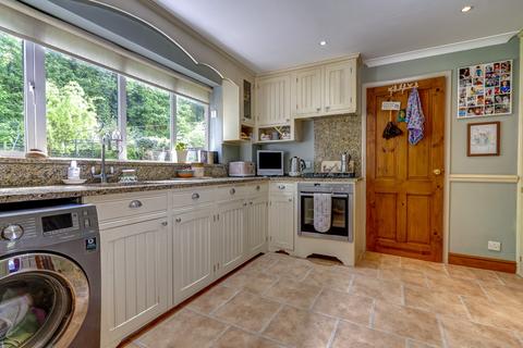 4 bedroom detached house for sale, Windsor Road, Carlton in Lindrick, S81