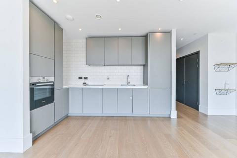 2 bedroom flat to rent, Leon House, Central Croydon, Croydon, CR0