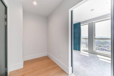 2 bedroom flat to rent, Leon House, Central Croydon, Croydon, CR0