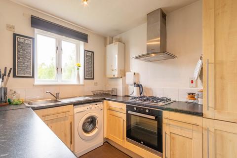 2 bedroom flat to rent, 3082L – Gogarloch Syke, Edinburgh, EH12 9JF