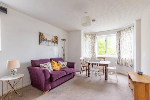 2 bedroom flat to rent, 3082L Gogarloch Syke, Edinburgh, EH12 9JF