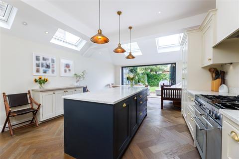 5 bedroom terraced house for sale, Clonmore Street, Wimbledon, London, SW18