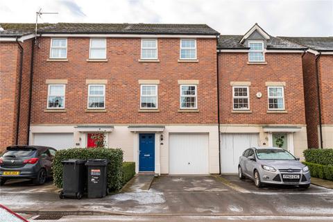 3 bedroom townhouse to rent, Moss Chase, Macclesfield, Cheshire, SK11