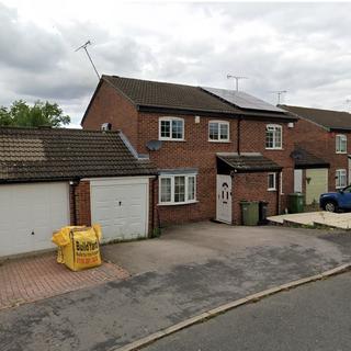 3 bedroom semi-detached house to rent, Wheatland Close, Leicester, LE2